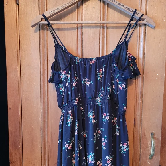 Guess Black Floral Maxi Dress - Picture 9 of 14